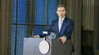 Ministeri Häkkänen: Sosiaalisen median yhtiöiden lisättävä avoimuutta epäasiallisessa vaalivaikuttamisessa